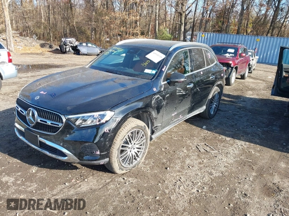 2025 Mercedes-Benz GLC with VIN W1NKM4HB9SF262473, listed as a IAAI auction lot 40948248 with 4,743 mi miles. Bid and sale history available at carsss.com. Image 17.