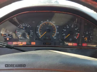 1994 Mercedes-Benz SL 5.0L with VIN WDBFA67E8RF096304, listed as a Copart auction lot 52982185 with 218,302 mi miles and Clean title. Bid and sale history available at DreamBid. Image 9.