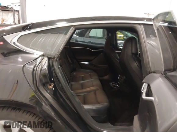 2018 Tesla Model S 75D with VIN 5YJSA1E2XJF248751, listed as a IAAI auction lot 42079081 with 75,904 mi miles and . Bid and sale history available at DreamBid. Image 8.
