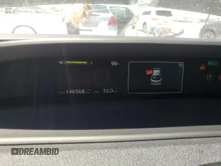 2019 Toyota Prius L Eco z VIN JTDKARFU7K3071668, wystawiony jako Copart lot #53901475 z przebiegiem 146 568 mil mil oraz Szkoda całkowita • Salvage title. Historia ofert i sprzedaży dostępna na DreamBid. Obrazek 9.
