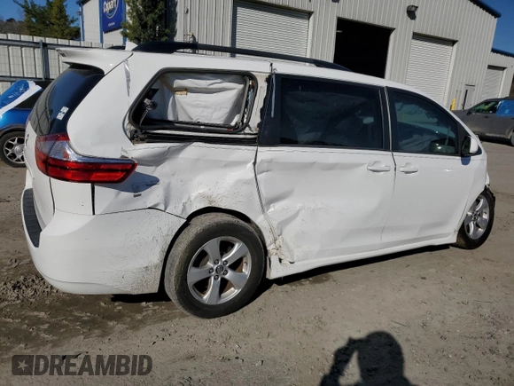 2018 Toyota Sienna LE Auto Access Seat with VIN 5TDKZ3DC6JS920895, listed as a Copart auction lot 45738685 with 128,599 mi miles and Salvage Title. Bid and sale history available at carsss.com. Image 3.