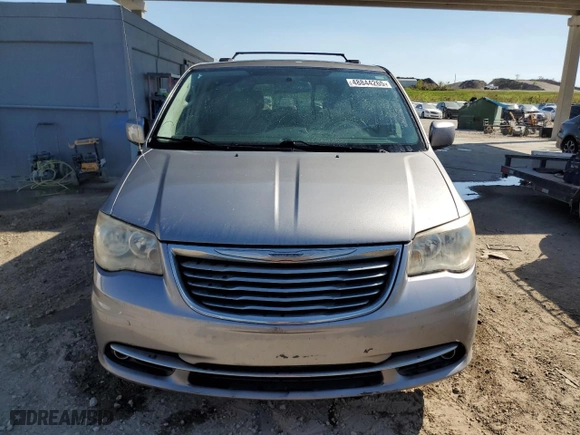 2013 Chrysler Town & Country Touring with VIN 2C4RC1BG6DR556369, listed as a Copart auction lot 48844265 with 245,691 mi miles and Clean Title. Bid and sale history available at carsss.com. Image 5.