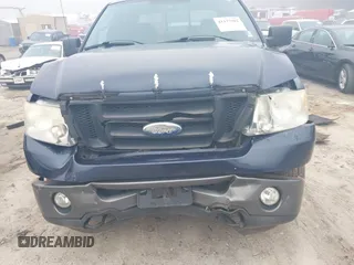 2006 Ford F-150 XLT with VIN 1FTPW04536KC60389, listed as a IAAI auction lot 41137982 with 218,741 mi miles. Bid and sale history available at carsss.com. Image 12.