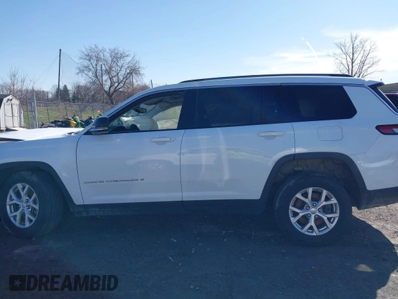 2021 Jeep Grand Cherokee Limited with VIN 1C4RJKBG7M8142511, listed as a IAAI auction lot 41944285 with 94,124 mi miles and . Bid and sale history available at DreamBid. Image 15.