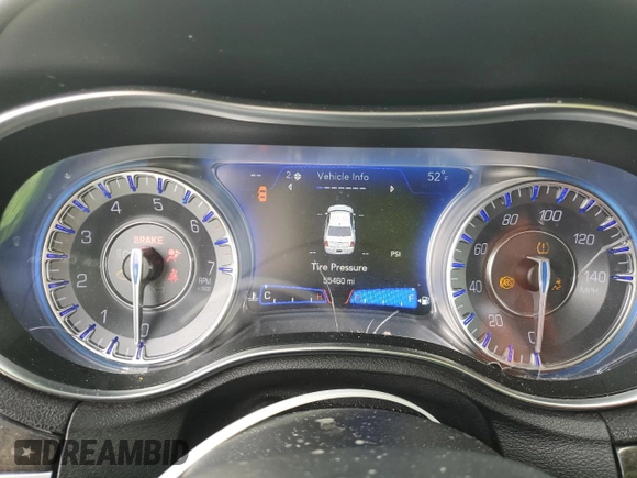 2019 Chrysler 300 Limited with VIN 2C3CCAEG5KH698138, listed as a Copart auction lot 44676535 with 55,460 mi miles and Salvage Title. Bid and sale history available at DreamBid. Image 9.