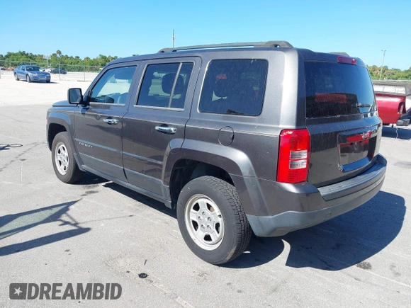 2014 Jeep Patriot Sport with VIN 1C4NJPBA5ED842849, listed as a IAAI auction lot 42530106 with 270,570 mi miles and . Bid and sale history available at DreamBid. Image 3.