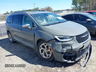 2021 Chrysler Pacifica Limited with VIN 2C4RC3GG3MR541011, listed as a IAAI auction lot 41851965 with 98,971 mi miles and . Bid and sale history available at DreamBid. Image 1.