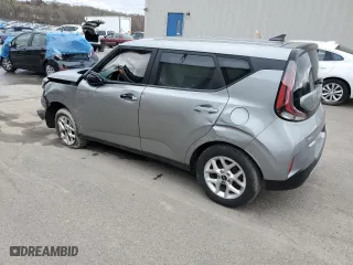 2024 Kia Soul LX with VIN KNDJ23AU5R7907929, listed as a Copart auction lot 53520225 with 29,160 mi miles and Salvage Title. Bid and sale history available at carsss.com. Image 2.