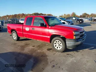 2006 Chevrolet Silverado 1500 Work Truck with VIN 1GCEC19X56Z256965, listed as a IAAI auction lot 40653848 with 254,976 mi miles. Bid and sale history available at carsss.com. Image 1.