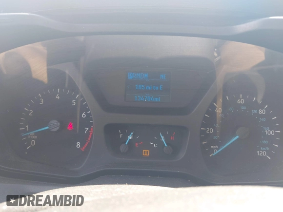 2019 Ford Transit z VIN 1FDBF8ZM9KKA83958, wystawiony jako IAAI lot #42621460 z przebiegiem 134 704 mil mil oraz . Historia ofert i sprzedaży dostępna na DreamBid. Obrazek 6.