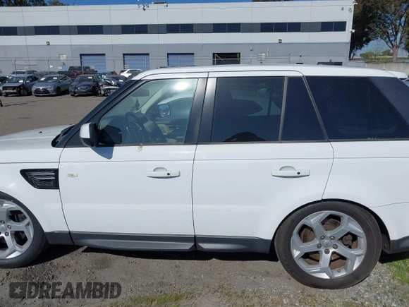 2013 Land Rover Range Rover Sport HSE z VIN SALSF2D46DA768686, wystawiony jako IAAI lot #41591453 z przebiegiem 111 563 mil mil oraz . Historia ofert i sprzedaży dostępna na DreamBid. Obrazek 15.