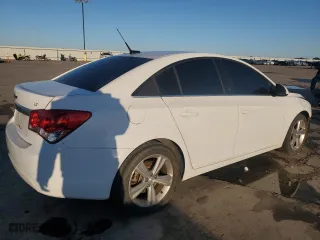 2013 Chevrolet Cruze 2LT with VIN 1G1PE5SB4D7136228, listed as a Copart auction lot 53925485 with 151,980 mi miles and Clean Title. Bid and sale history available at carsss.com. Image 3.