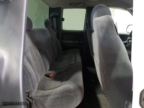 1999 Chevrolet Silverado 1500 LS with VIN 2GCEC19T7X1198025, listed as a Copart auction lot 45314655 with 161,724 mi miles and Salvage Title. Bid and sale history available at carsss.com. Image 10.