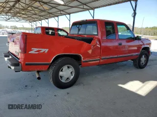 1997 Chevrolet Silverado 1500 with VIN 1GCEK19R1VE137711, listed as a Copart auction lot 50542465 with 297,338 mi miles and Salvage Title. Bid and sale history available at DreamBid. Image 3.