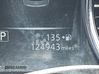 2017 Nissan Rogue SV z VIN JN8AT2MT0HW388730, wystawiony jako IAAI lot #42289935 z przebiegiem 124 943 mil mil oraz . Historia ofert i sprzedaży dostępna na DreamBid. Obrazek 16.
