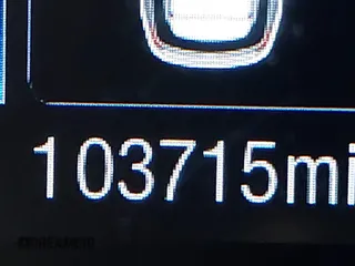 2017 Ford Explorer z VIN 1FM5K7B88HGD05787, wystawiony jako IAAI lot #40861587 z przebiegiem 103 715 mil mil oraz . Historia ofert i sprzedaży dostępna na DreamBid. Obrazek 15.