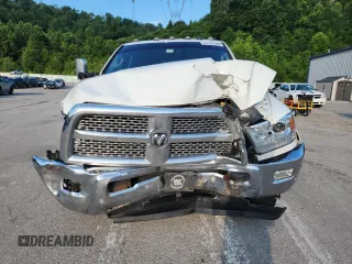 2017 Ram 2500 Laramie with VIN 3C6UR5NJ8HG737905, listed as a Copart auction lot 63763595 with 299,802 mi miles and Salvage title. Bid and sale history available at DreamBid. Image 5.