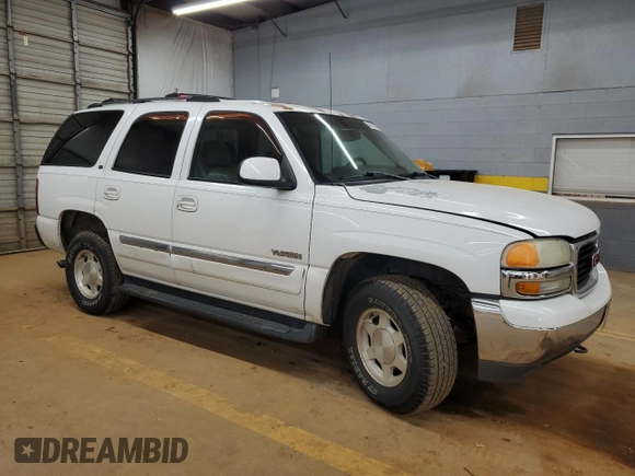 2003 GMC Yukon SLT with VIN 1GKEK13V03J153137, listed as a Copart auction lot 46810965 with 271,278 mi miles and Salvage Title. Bid and sale history available at carsss.com. Image 4.