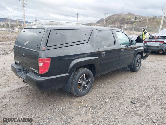 2011 Honda Ridgeline RT with VIN 5FPYK1F24BB010604, listed as a IAAI auction lot 41941553 with 37,814 mi miles. Bid and sale history available at carsss.com. Image 4.