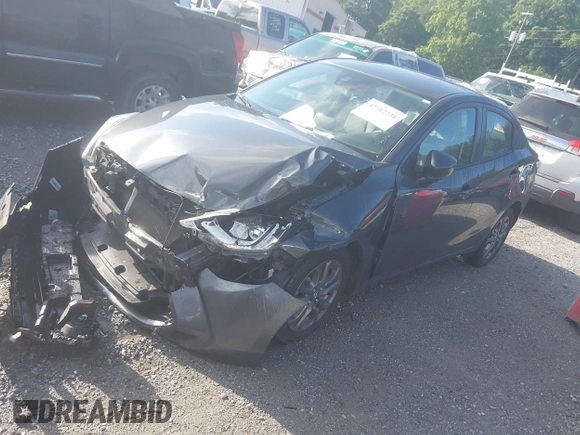 2019 Toyota Yaris L z VIN 3MYDLBYV8KY515505, wystawiony jako IAAI lot #42312231 z przebiegiem 94 601 mil mil oraz . Historia ofert i sprzedaży dostępna na DreamBid. Obrazek 17.