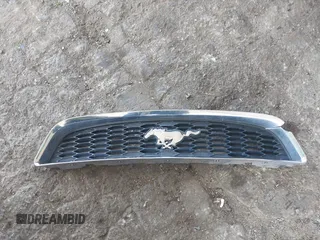 2013 Ford Mustang V6 с VIN 1ZVBP8AM2D5255551, выставлен на аукционе IAAI как лот 42587289 с пробегом 118 606 миль миль и . История ставок и продаж доступна на DreamBid. Изображение 12.