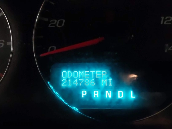 2016 Chevrolet Impala Limited LT with VIN 2G1WB5E36G1128352, listed as a IAAI auction lot 41763988 with 214,786 mi miles. Bid and sale history available at carsss.com. Image 7.