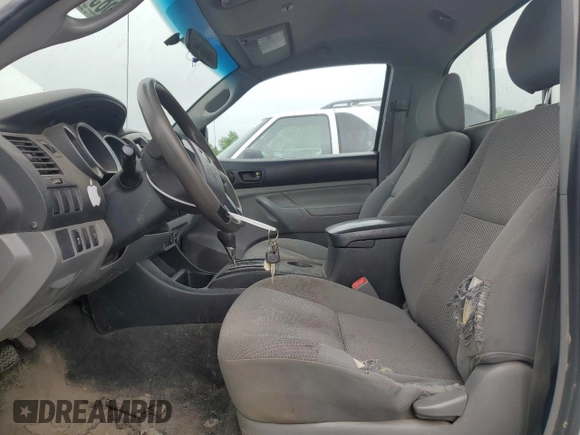 2014 Toyota Tacoma with VIN 5TFPX4EN4EX020207, listed as a Copart auction lot 58547595 with 260,381 mi miles and Salvage title. Bid and sale history available at DreamBid. Image 7.
