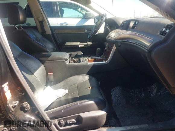 2008 Infiniti M with VIN JNKAY01FX8M654488, listed as a IAAI auction lot 41671285 with 172,415 mi miles. Bid and sale history available at carsss.com. Image 5.