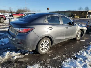 2018 Toyota Yaris with VIN 3MYDLBYV5JY321528, listed as a Copart auction lot 44641815 with Not Provided miles and Salvage Title. Bid and sale history available at DreamBid. Image 3.