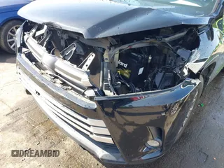 2017 Toyota Highlander XLE with VIN 5TDJZRFH3HS417049, listed as a IAAI auction lot 42535954 with 136,639 mi miles and . Bid and sale history available at DreamBid. Image 6.