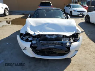 2020 Mazda MX-5 Miata Grand Touring z VIN JM1NDAD74L0416564, wystawiony jako Copart lot #80306624 z przebiegiem 32 732 mil mil oraz Szkoda całkowita • Salvage title. Historia ofert i sprzedaży dostępna na DreamBid. Obrazek 5.