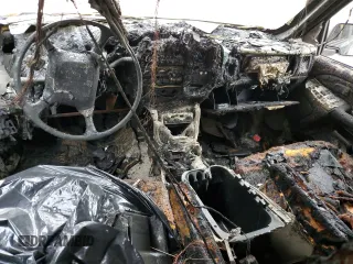 2002 GMC Yukon XL SLT with VIN 1GKEC16Z72J191913, listed as a Copart auction lot 75289984 with 0 mi miles and Salvage Title. Bid and sale history available at carsss.com. Image 8.