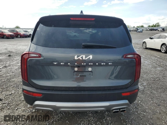 2022 Kia Telluride S with VIN 5XYP64HC6NG245499, listed as a Copart auction lot 54368215 with 31,624 mi miles and Salvage title. Bid and sale history available at DreamBid. Image 6.
