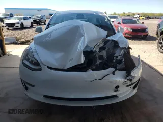 2019 Tesla Model 3 Long Range with VIN 5YJ3E1EB3KF513035, listed as a Copart auction lot 49527535 with 65,880 mi miles and Salvage Title. Bid and sale history available at DreamBid. Image 5.