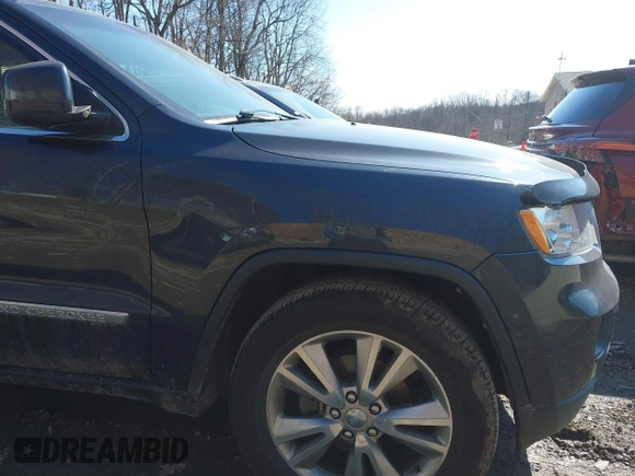 2013 Jeep Grand Cherokee Laredo with VIN 1C4RJFAG4DC653079, listed as a IAAI auction lot 41726726 with 152,356 mi miles. Bid and sale history available at carsss.com. Image 20.