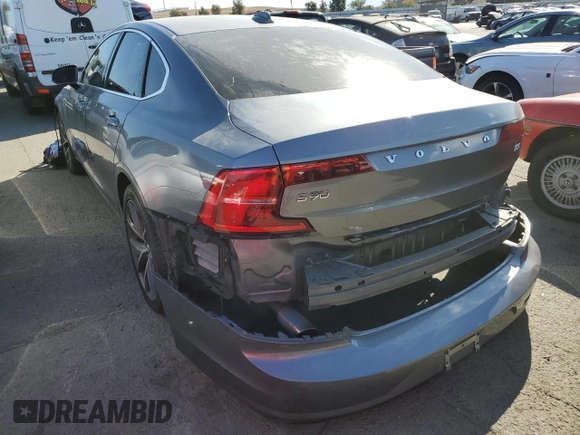 2017 Volvo S90 Momentum z VIN YV1102AK3H1011655, wystawiony jako Copart lot #63753612 z przebiegiem 46 425 mil mil oraz . Historia ofert i sprzedaży dostępna na DreamBid. Obrazek 3.