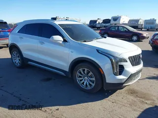 2020 Cadillac XT4 AWD Premium Luxury z VIN 1GYFZDR46LF083118, wystawiony jako IAAI lot #40495567 z przebiegiem 83 224 mil mil oraz . Historia ofert i sprzedaży dostępna na DreamBid. Obrazek 1.