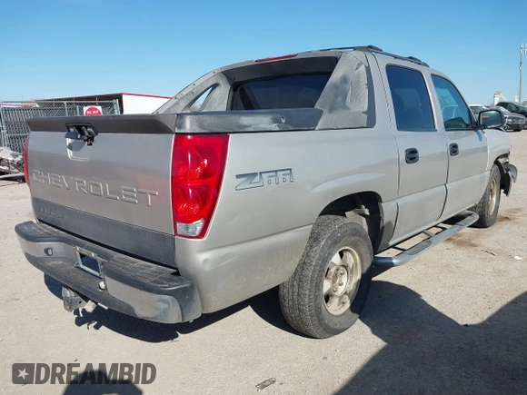 2004 Chevrolet Avalanche Z66 with VIN 3GNEC12T74G264660, listed as a IAAI auction lot 41793333 with 261,440 mi miles and . Bid and sale history available at DreamBid. Image 4.