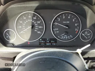 2015 BMW 3 Series 320i xDrive с VIN WBA3C3G55FNS76450, выставлен на аукционе Copart как лот 57479495 с пробегом 136 072 миль миль и Списание • Salvage title. История ставок и продаж доступна на DreamBid. Изображение 9.