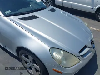 2006 Mercedes-Benz SLK 280 with VIN WDBWK54F86F076229, listed as a IAAI auction lot 42742951 with 115,862 mi miles and . Bid and sale history available at DreamBid. Image 6.