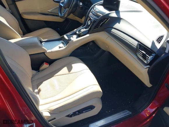 2019 Acura RDX w/Technology Pkg with VIN 5J8TC2H54KL013305, listed as a IAAI auction lot 41748901 with 63,439 mi miles. Bid and sale history available at carsss.com. Image 5.