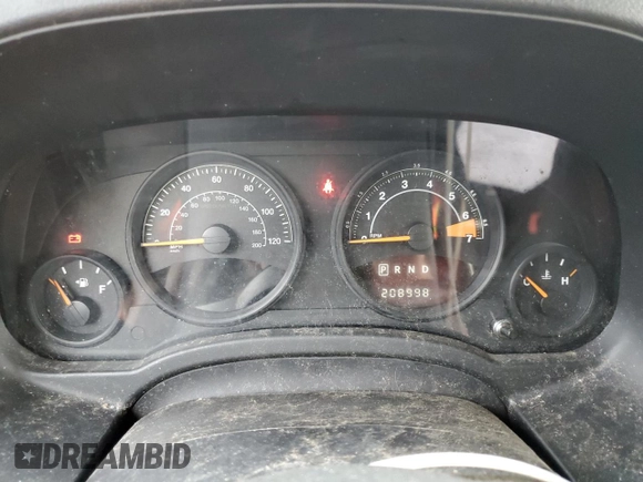 2014 Jeep Patriot Latitude with VIN 1C4NJPFB4ED823020, listed as a Copart auction lot 54746855 with 208,998 mi miles and Clean Title. Bid and sale history available at carsss.com. Image 9.