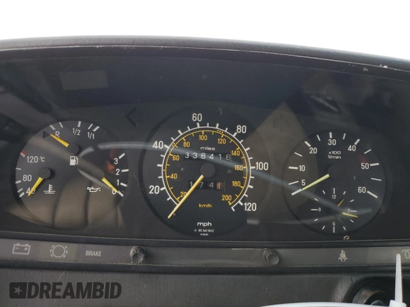 1984 Mercedes-Benz 300 D с VIN WDBAB33A1EA006099, выставлен на аукционе Copart как лот 72606344 с пробегом 336 416 миль миль и Чистый • Clean title. История ставок и продаж доступна на DreamBid. Изображение 9.