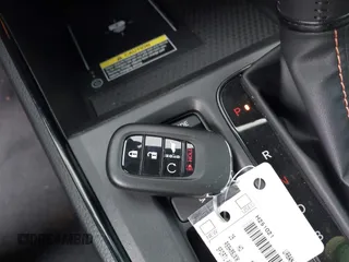 2025 Honda CR-V Sport-L with VIN 2HKRS6H82SH809942, listed as a IAAI auction lot 41504944 with 13,407 mi miles and . Bid and sale history available at DreamBid. Image 11.