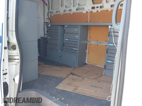 2018 Nissan NV Cargo SV z VIN 1N6AF0LYXJN809818, wystawiony jako IAAI lot #41882662 z przebiegiem 109 329 mil mil oraz . Historia ofert i sprzedaży dostępna na DreamBid. Obrazek 8.