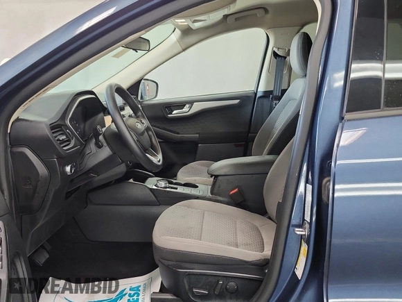 2020 Ford Escape SE with VIN 1FMCU9G67LUB25778, listed as a IAAI auction lot 42550089 with 84,502 mi miles and . Bid and sale history available at DreamBid. Image 19.