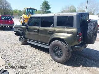 2024 Ford Bronco Raptor z VIN 1FMEE0RR4RLA01295, wystawiony jako IAAI lot #41971950 z przebiegiem 8 246 mil mil oraz . Historia ofert i sprzedaży dostępna na DreamBid. Obrazek 3.