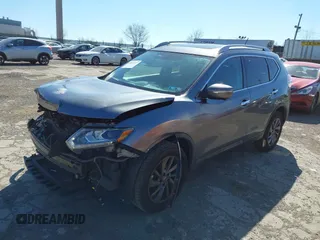 2015 Nissan Rogue SL with VIN 5N1AT2MVXFC862531, listed as a IAAI auction lot 41671922 with 135,637 mi miles. Bid and sale history available at carsss.com. Image 18.