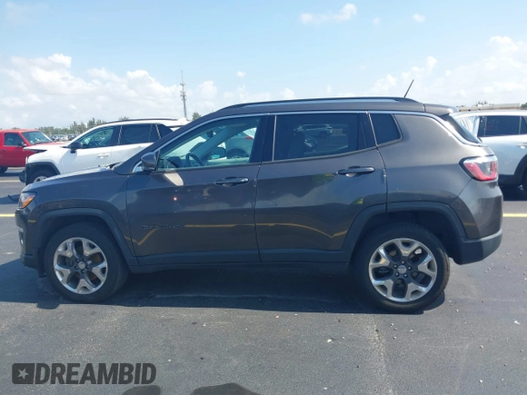 2019 Jeep Compass High Altitude with VIN 3C4NJDCB0KT811407, listed as a IAAI auction lot 42322906 with 90,198 mi miles and . Bid and sale history available at DreamBid. Image 14.