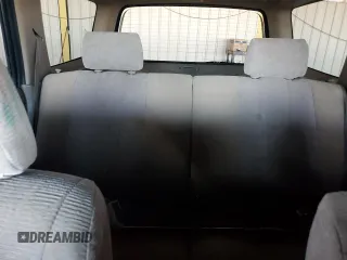 2000 Toyota 4Runner SR5 z VIN JT3GN86R7Y0142513, wystawiony jako Copart lot #59737405 z przebiegiem 197 768 mil mil oraz Szkoda całkowita • Salvage title. Historia ofert i sprzedaży dostępna na DreamBid. Obrazek 10.